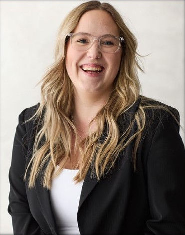 Hanna Stark — professional headshot